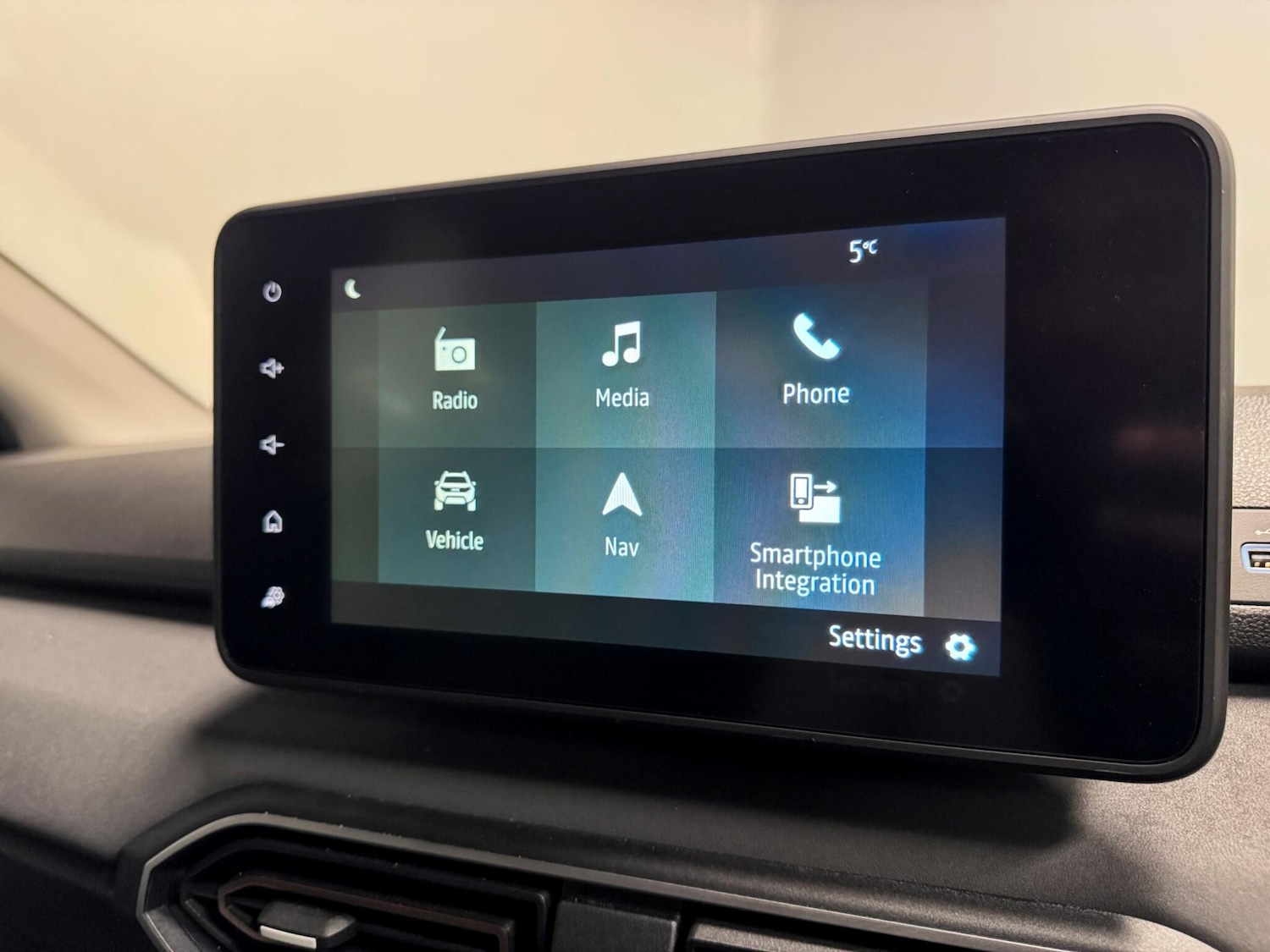 Used Dacia Jogger 2024 for sale - 76689916: Photo 43