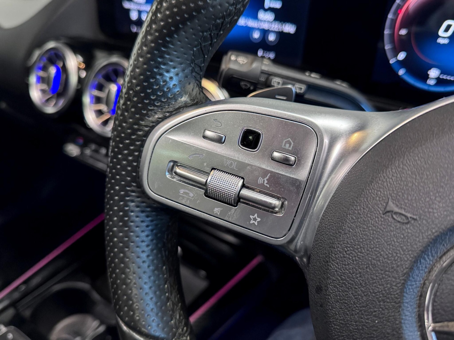 Used Mercedes-Benz GLA 2020 for sale - 77091818: Photo 30