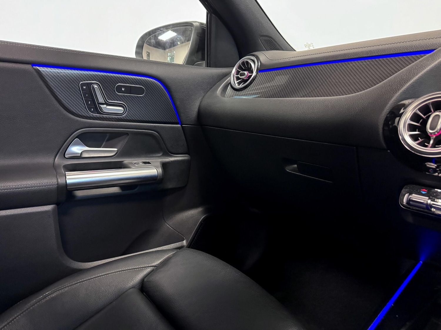 Used Mercedes-Benz GLA 2020 for sale - 77091818: Photo 35