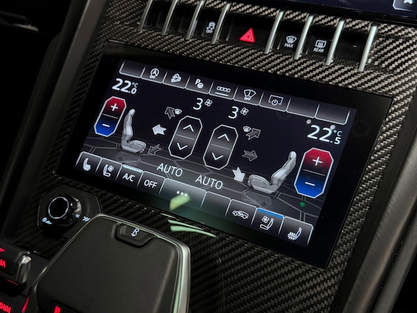 Used Lamborghini Urus 2022 for sale - 76259362: Photo 45