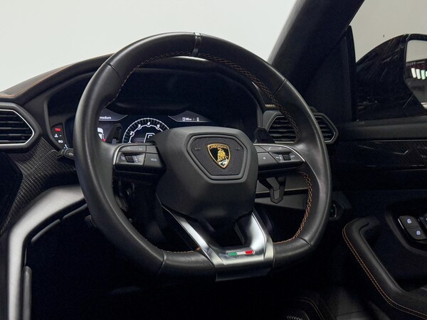 Used Lamborghini Urus 2022 for sale - 76259362: Photo 47