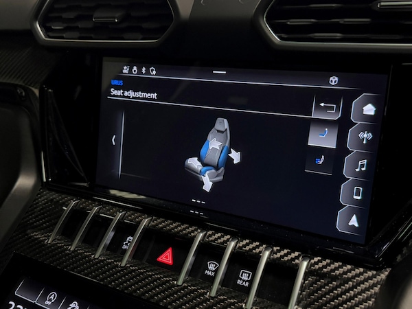 Used Lamborghini Urus 2022 for sale - 76259362: Photo 65