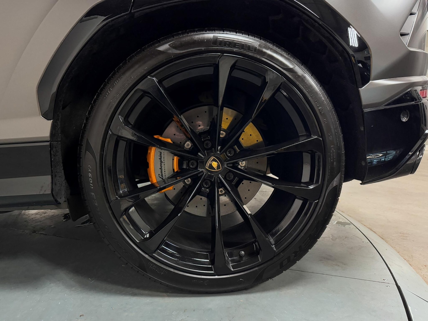 Used Lamborghini Urus 2022 for sale - 76259362: Photo 73