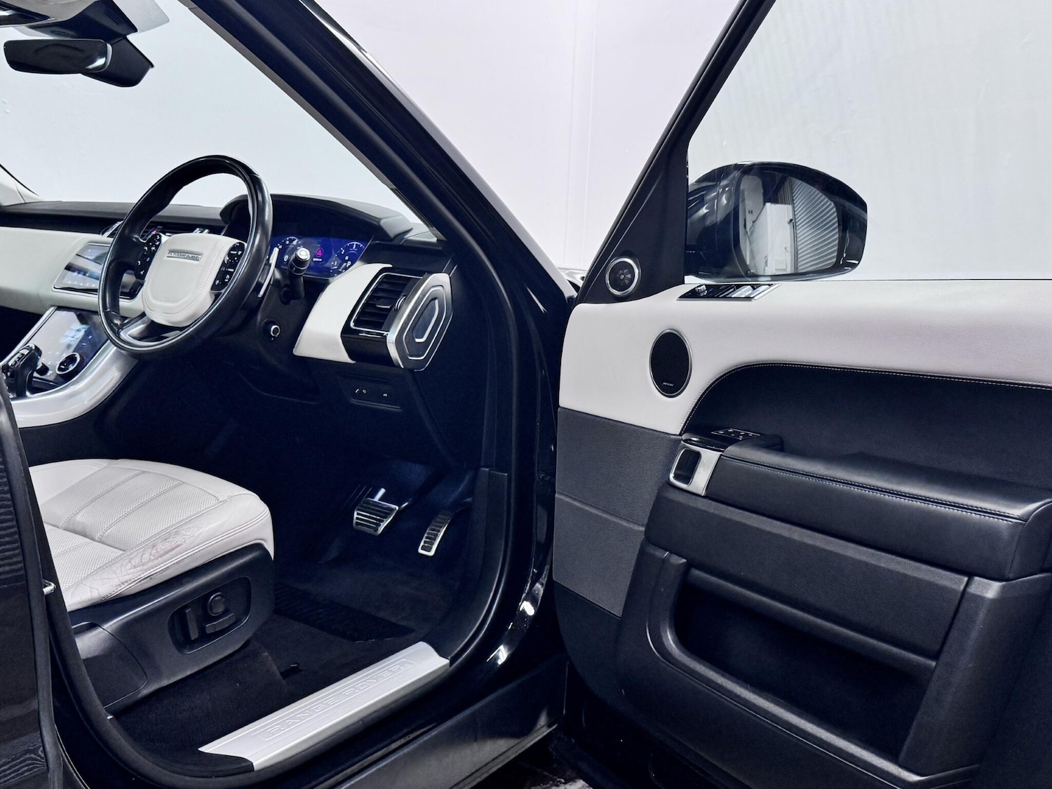 Used Land Rover Range Rover Sport 2020 for sale - 77646455: Photo 14