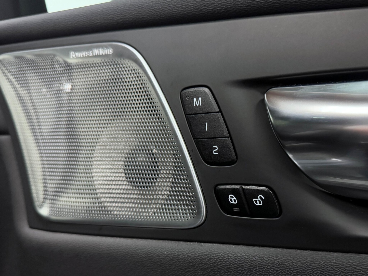 Used Volvo XC60 2021 for sale - 76326762: Photo 17