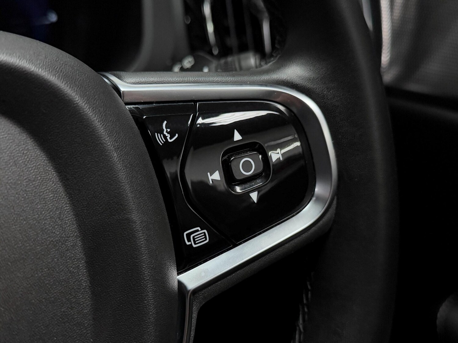 Used Volvo XC60 2021 for sale - 76326762: Photo 39