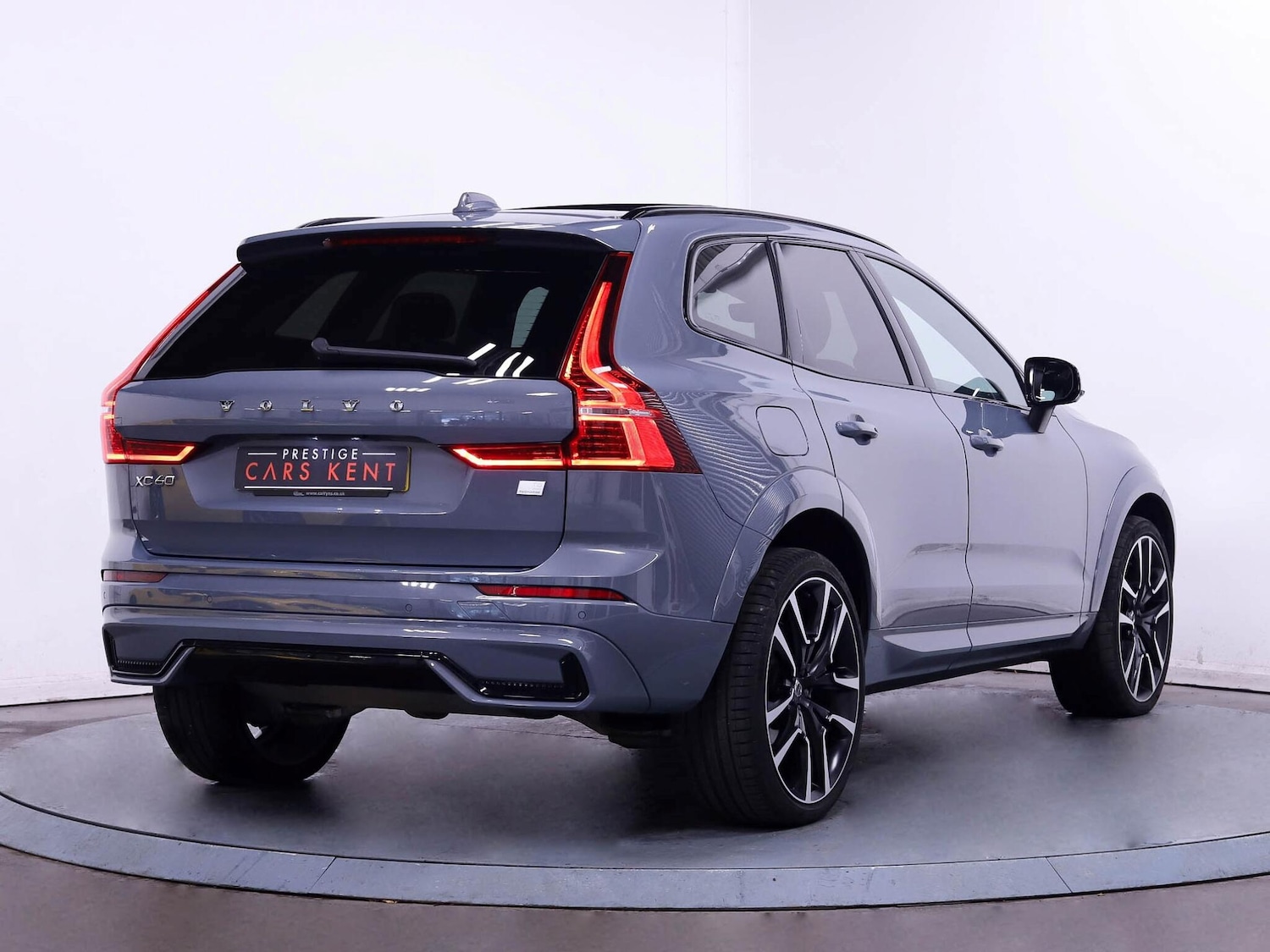 Used Volvo XC60 2021 for sale - 76326762: Photo 9