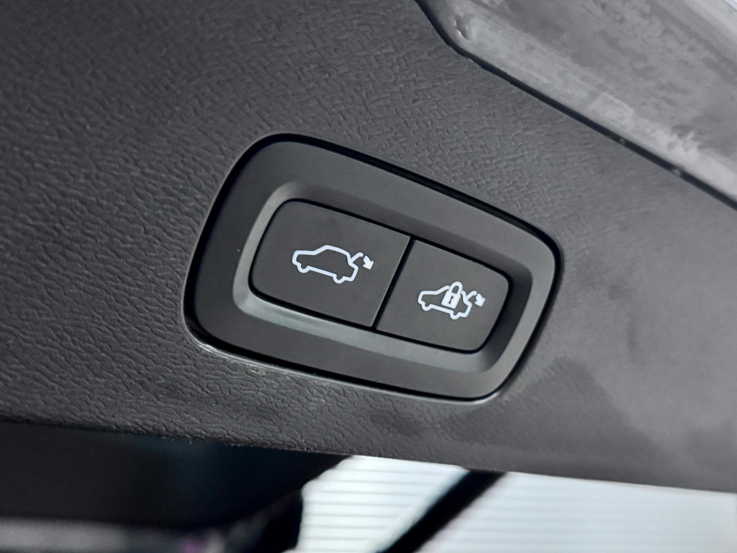 Used Volvo V60 2022 for sale - 77585608: Photo 13