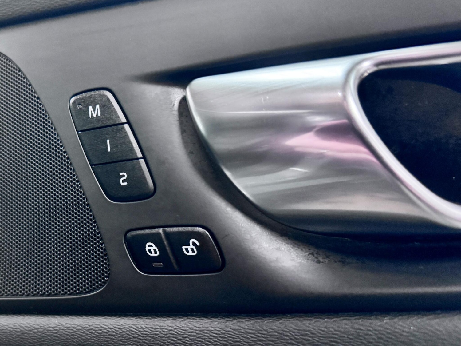 Used Volvo V60 2022 for sale - 77585608: Photo 17