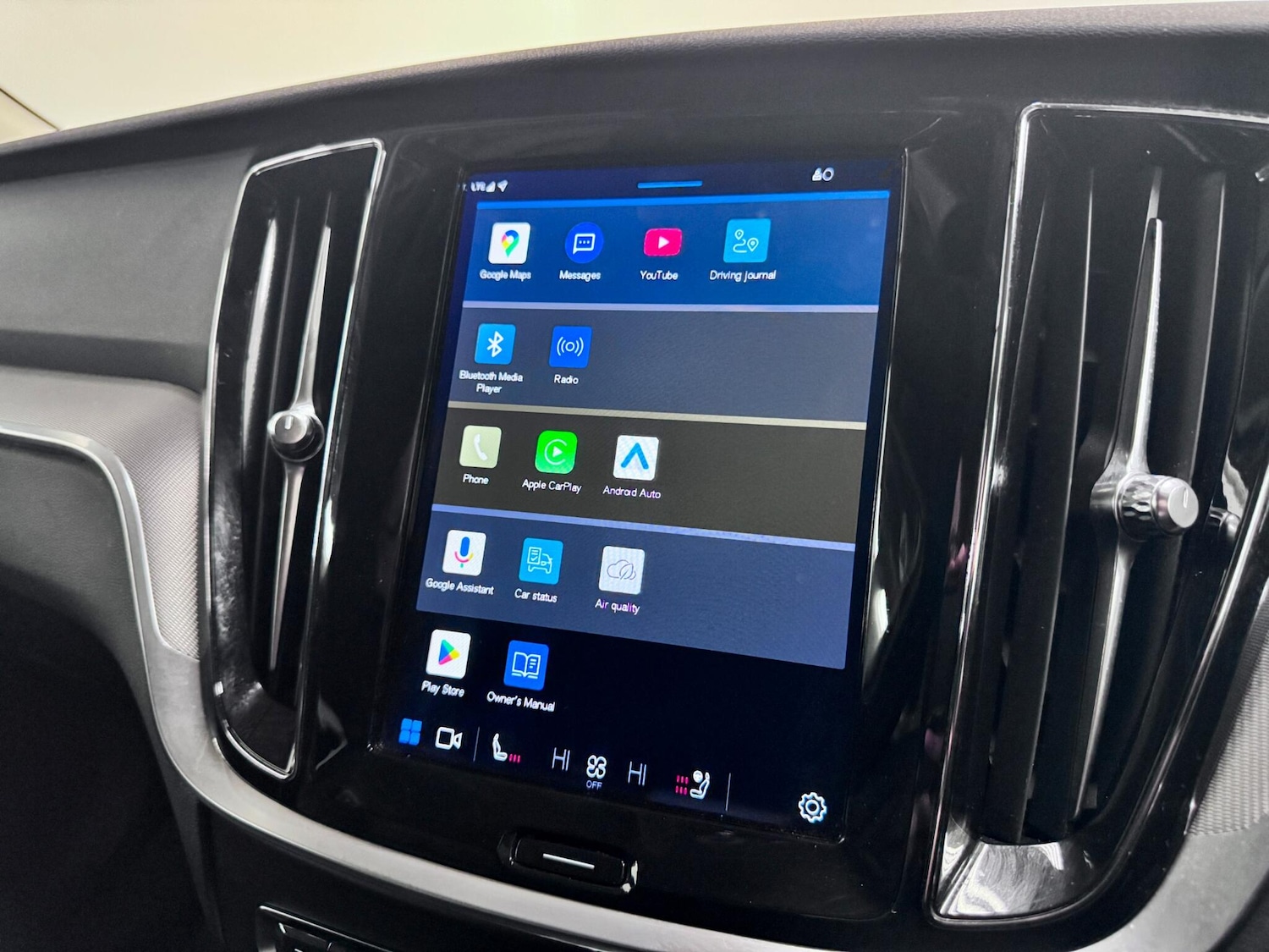 Used Volvo V60 2022 for sale - 77585608: Photo 40