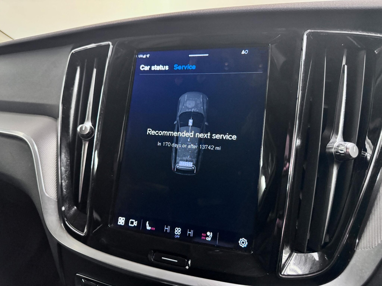 Used Volvo V60 2022 for sale - 77585608: Photo 47