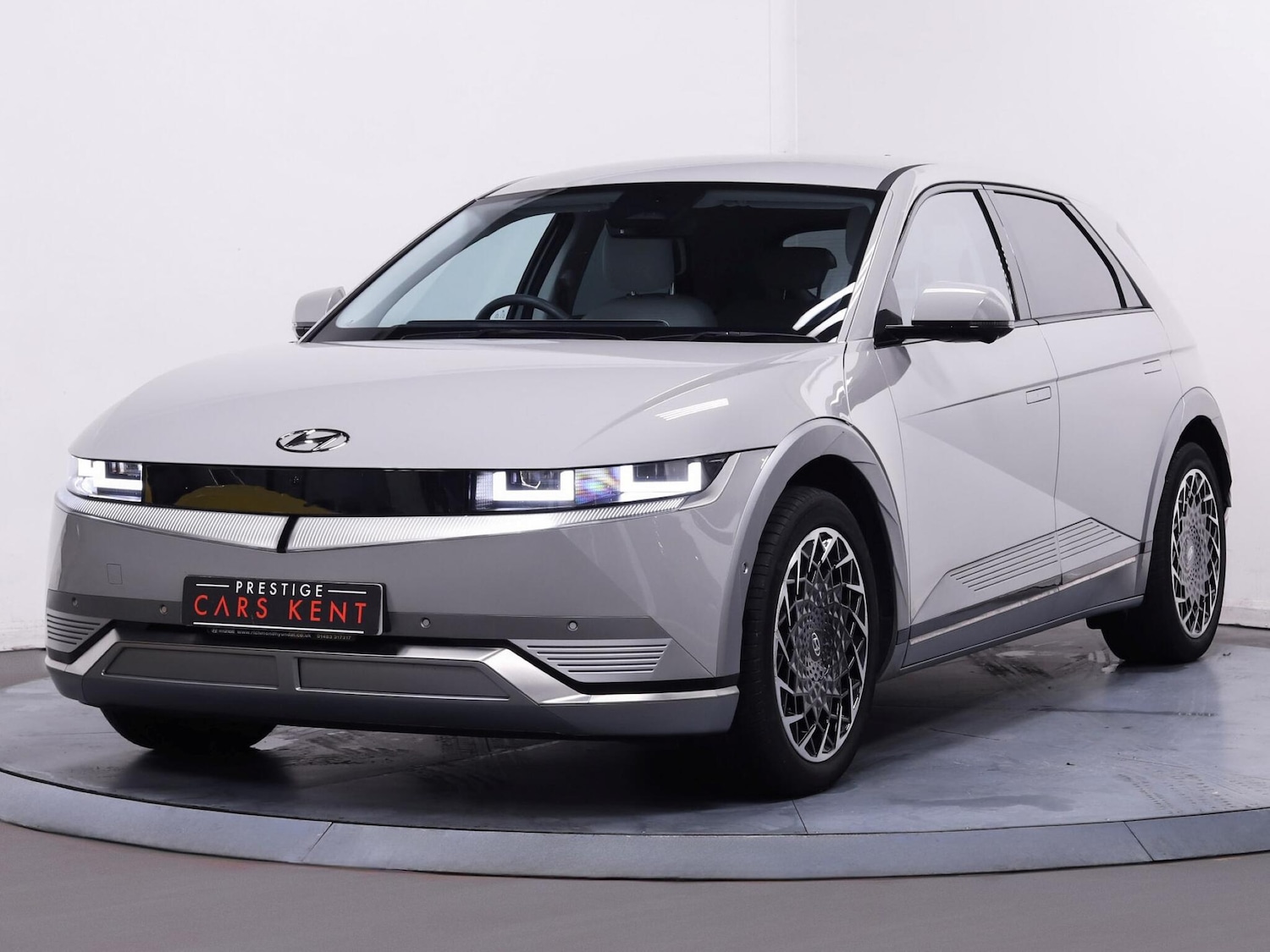 Used Hyundai IONIQ 5 2023 for sale - 76472668: Photo 6