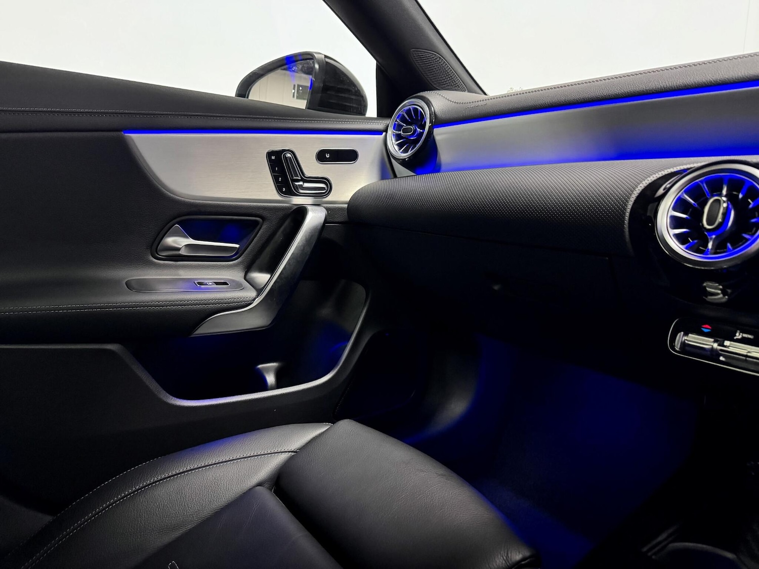 Used Mercedes-Benz CLA 2024 for sale - 77496462: Photo 28