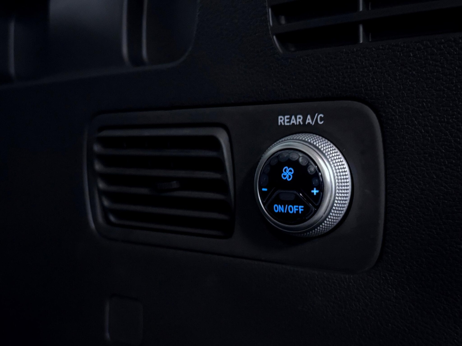 Used Hyundai Santa Fe 2022 for sale - 76772006: Photo 16