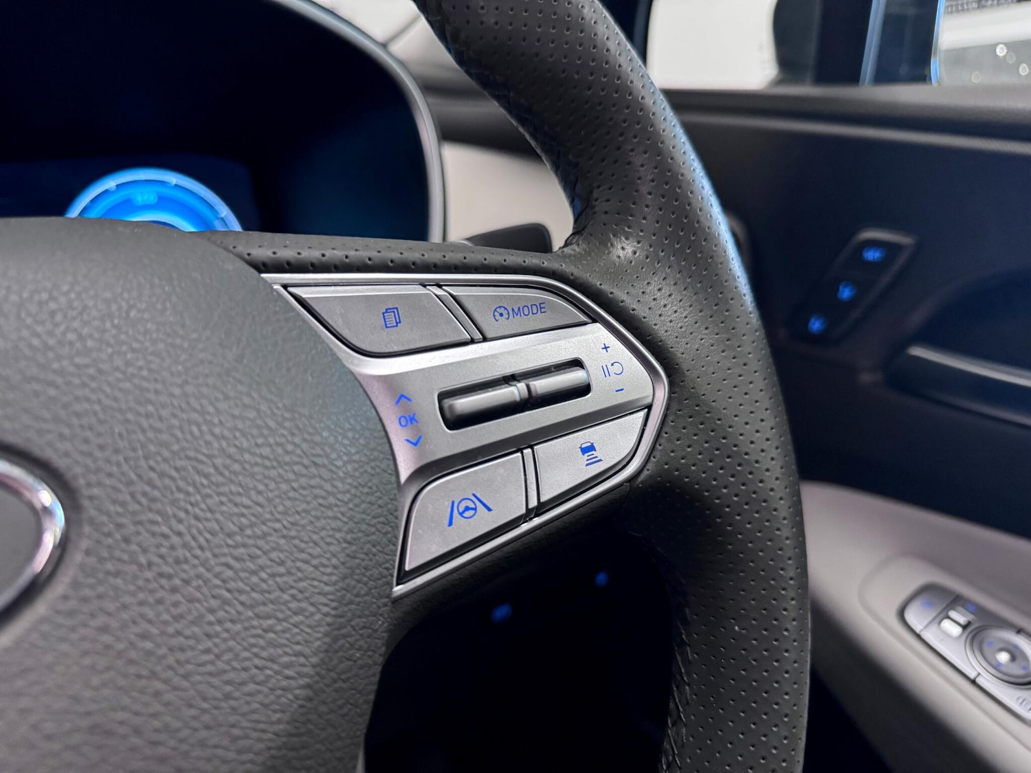 Used Hyundai Santa Fe 2022 for sale - 76772006: Photo 43