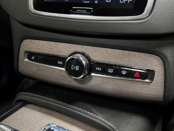 Used Volvo XC90 2022 for sale - 76258994: Photo 36