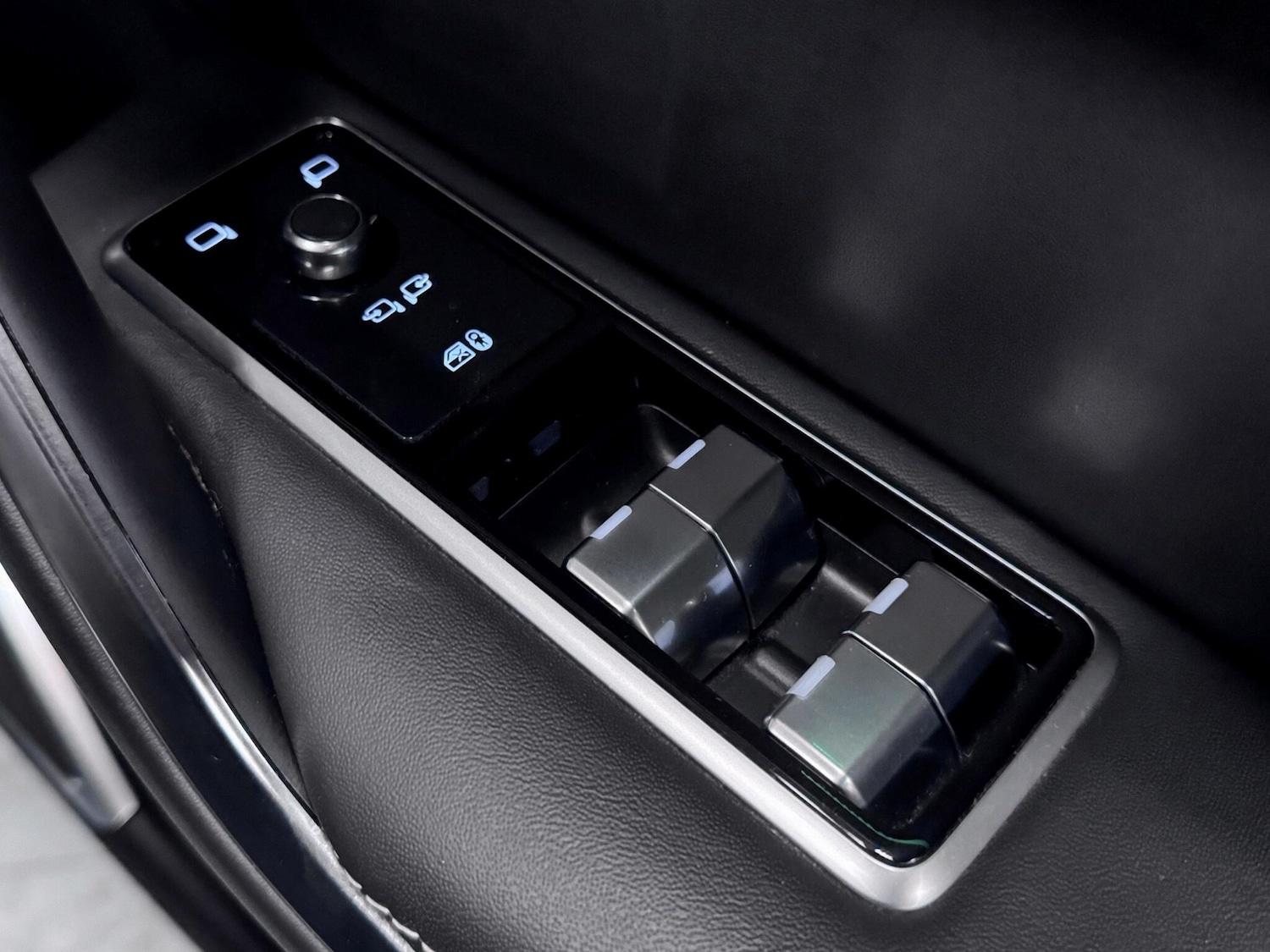 Used Jaguar F-Pace 2021 for sale - 76633522: Photo 17