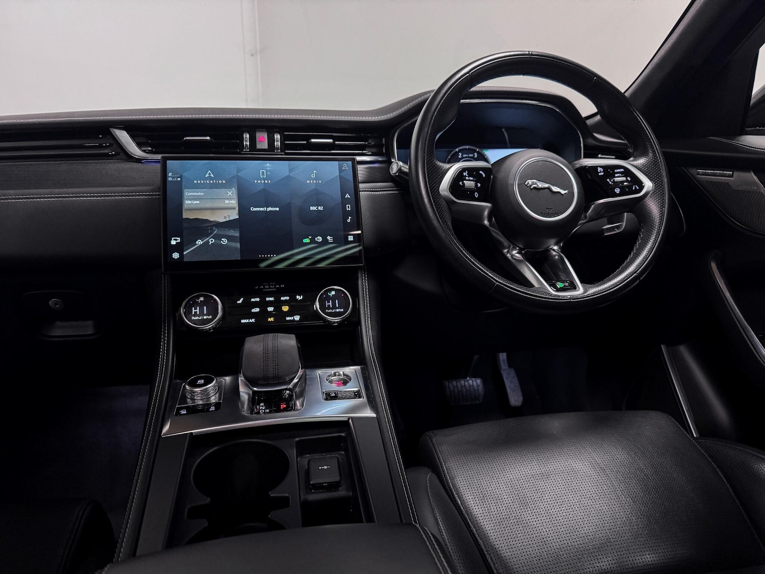 Used Jaguar F-Pace 2021 for sale - 76633522: Photo 33