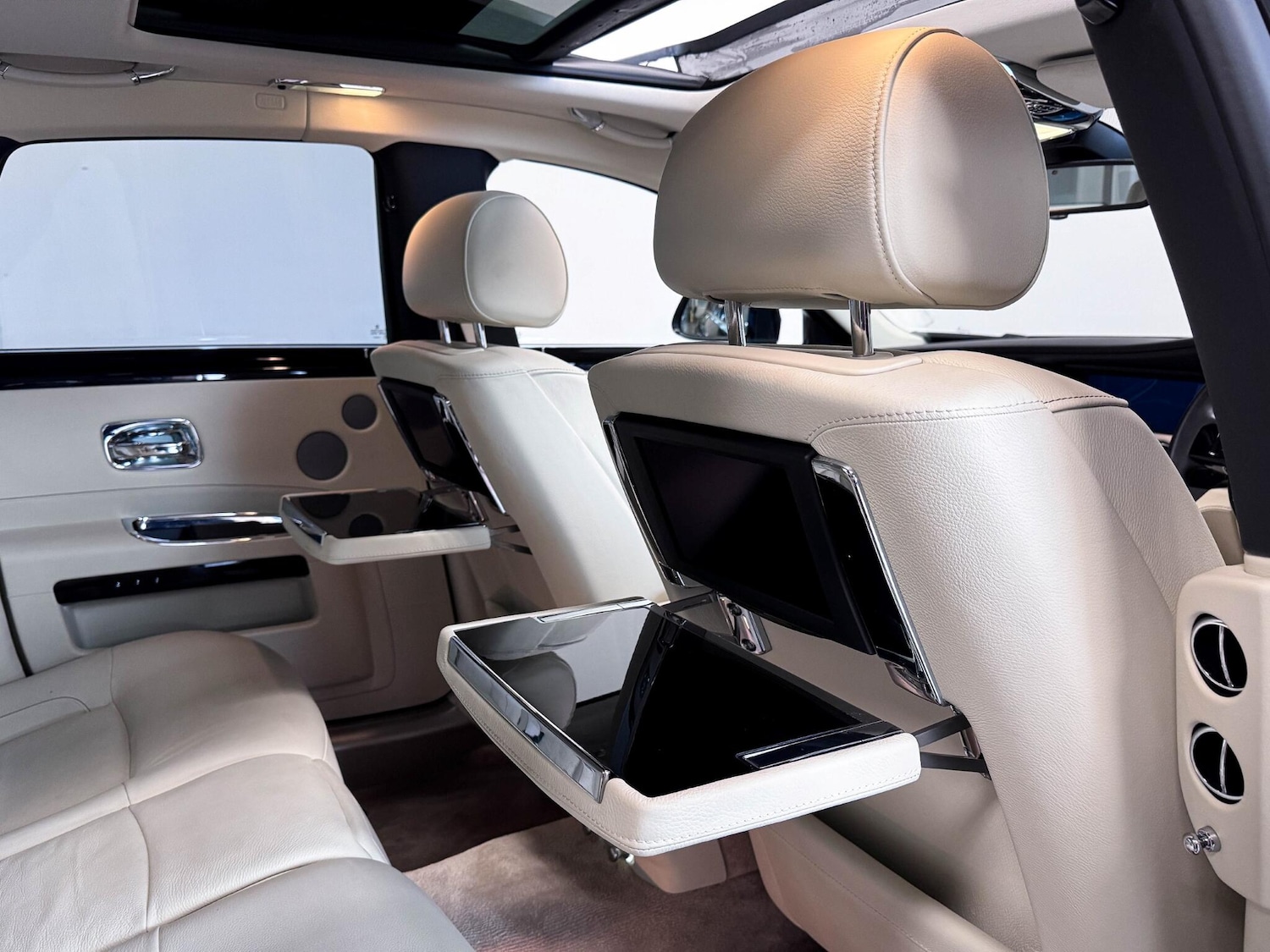 Used Rolls-Royce Ghost 2012 for sale - 76964338: Photo 29