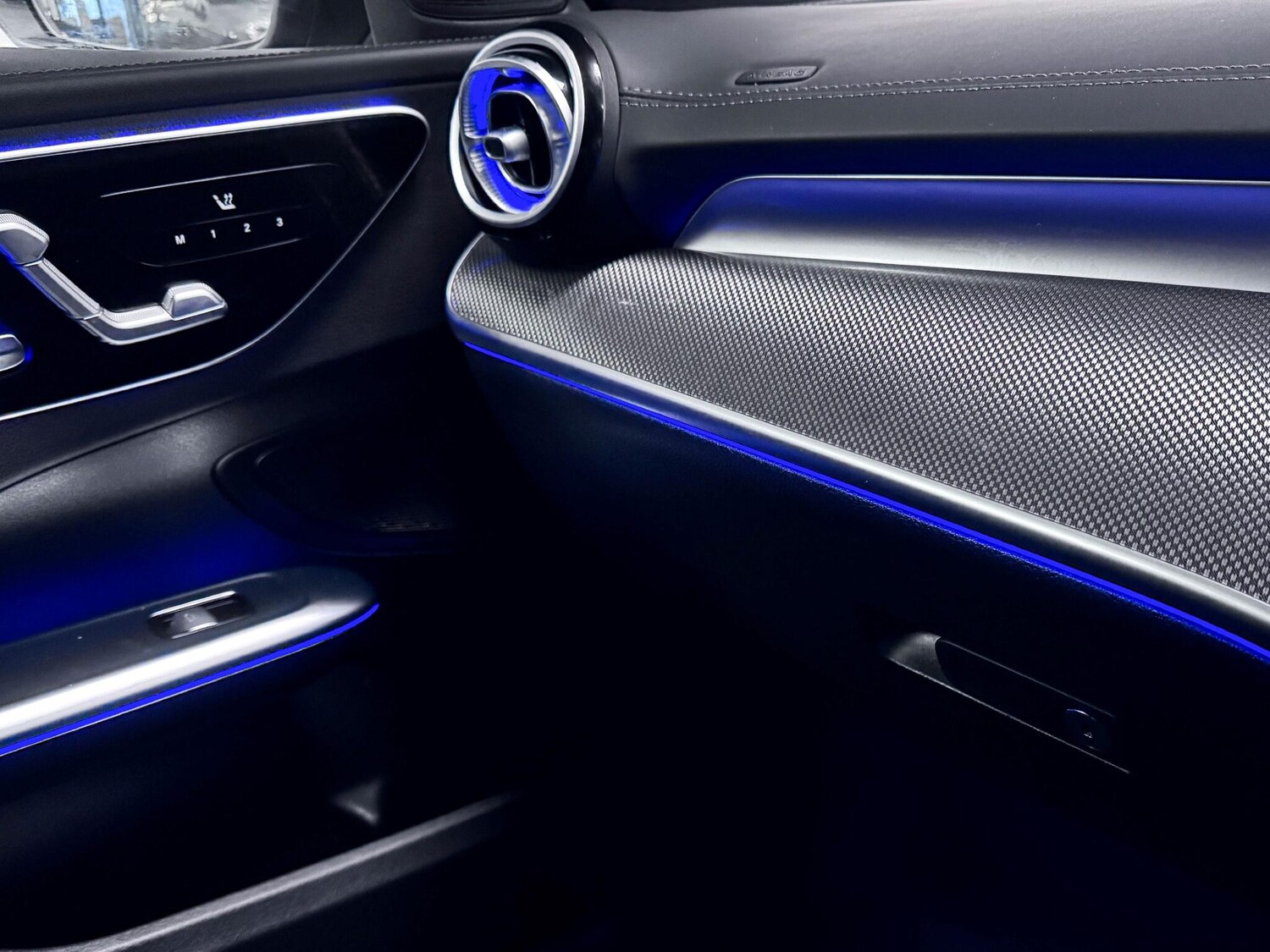 Used Mercedes-Benz C Class 2022 for sale - 77410949: Photo 28