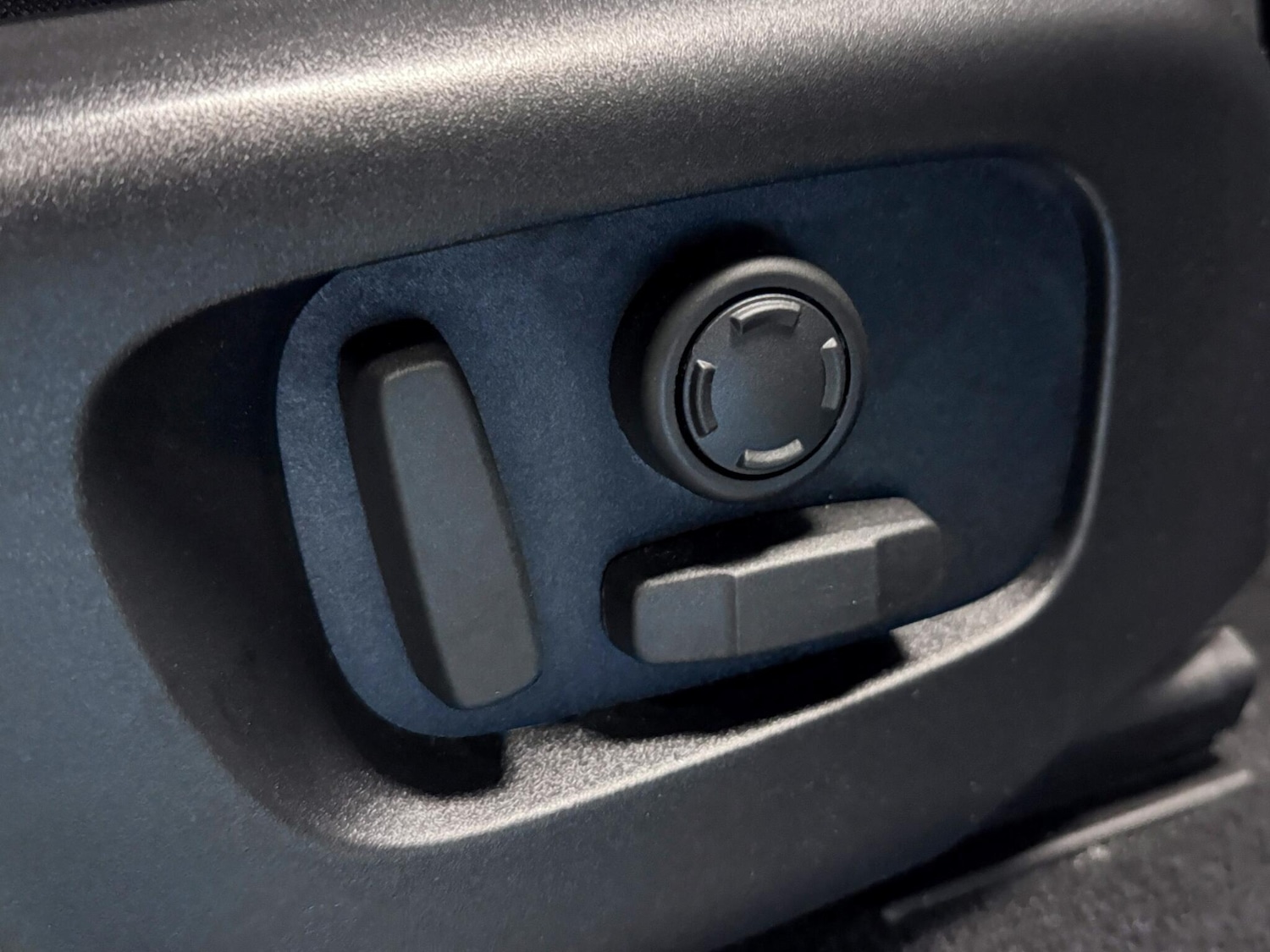 Used Land Rover Discovery Sport 2022 for sale - 76689570: Photo 17