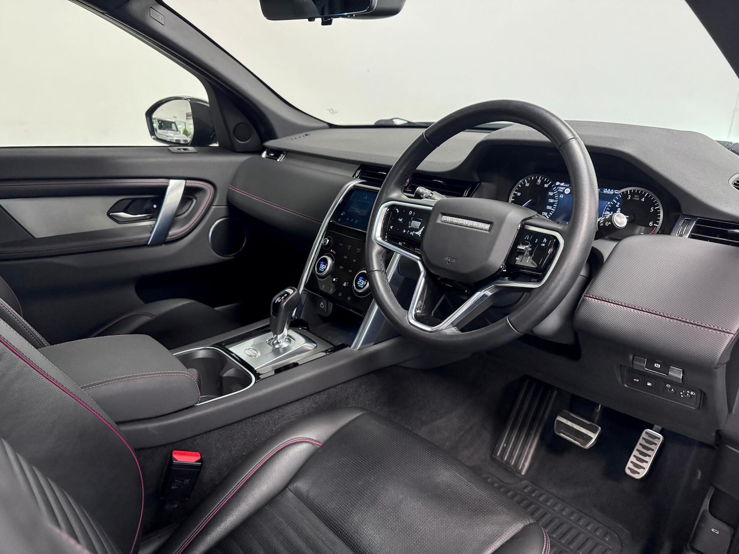 Used Land Rover Discovery Sport 2022 for sale - 76689570: Photo 18