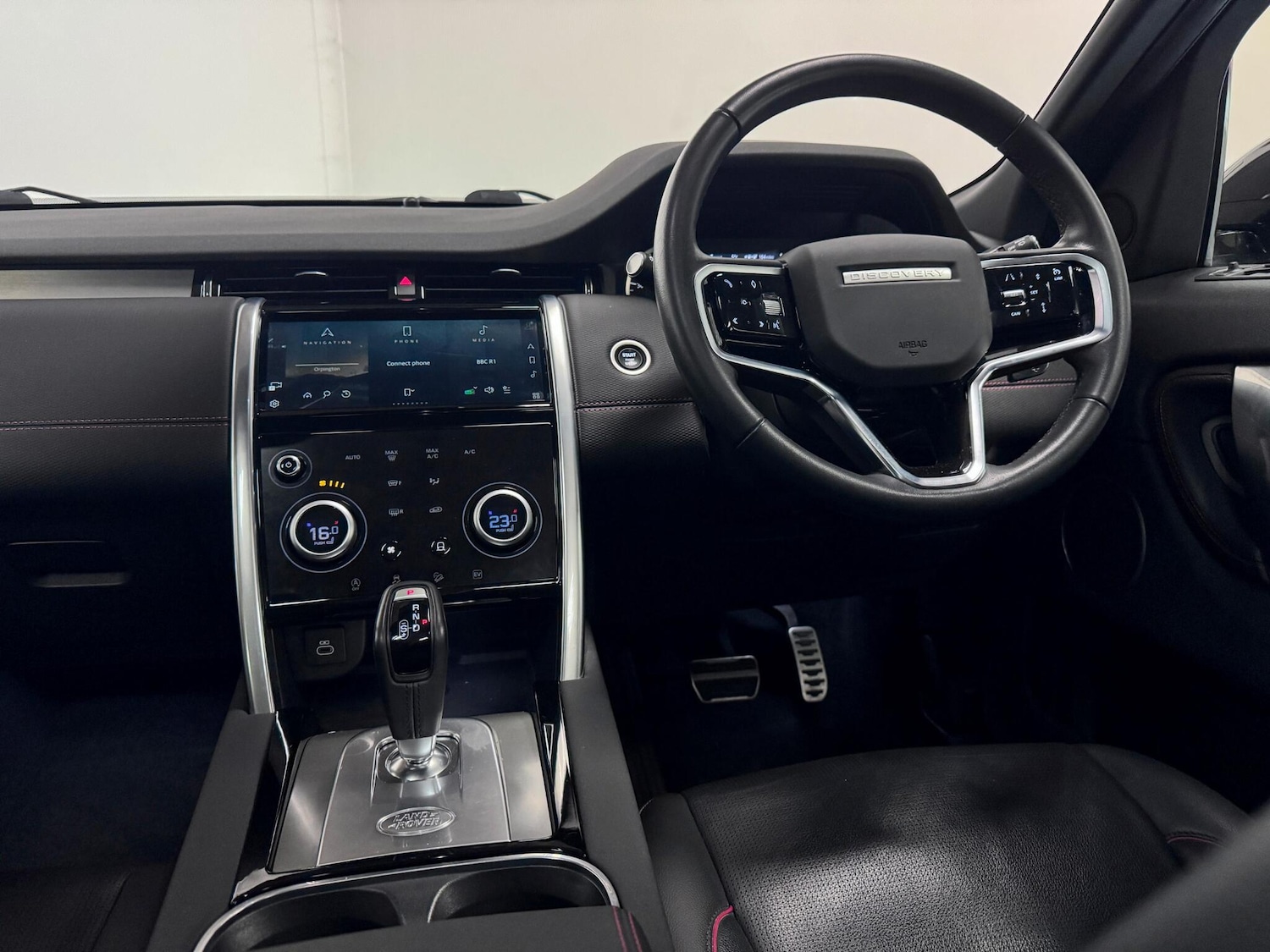 Used Land Rover Discovery Sport 2022 for sale - 76689570: Photo 32