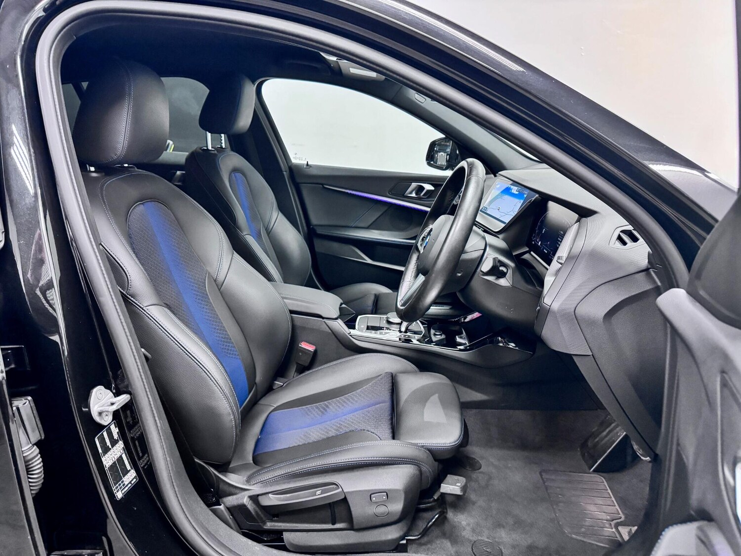 Used BMW 1 Series 2023 for sale - 77645891: Photo 17