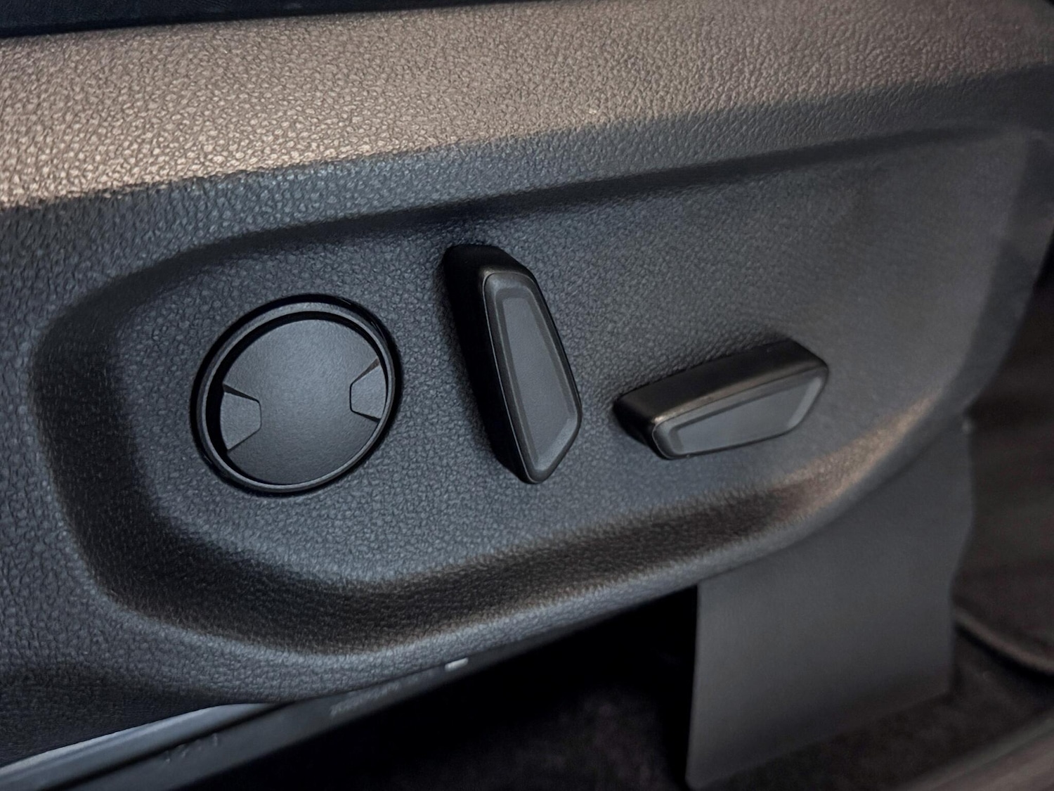 Used Volkswagen Amarok 2023 for sale - 76865724: Photo 22