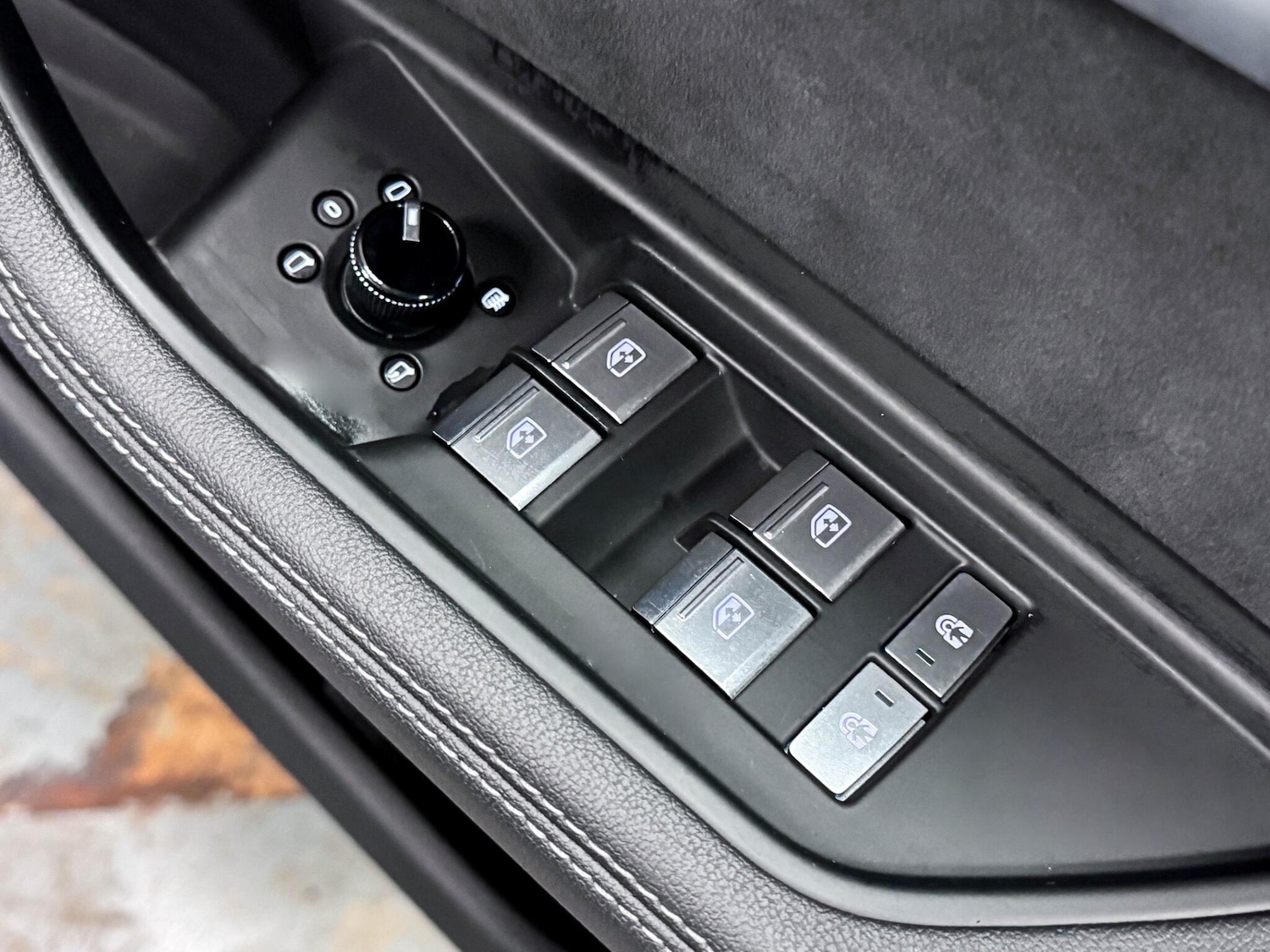 Used Audi e-tron 2023 for sale - 77291773: Photo 16