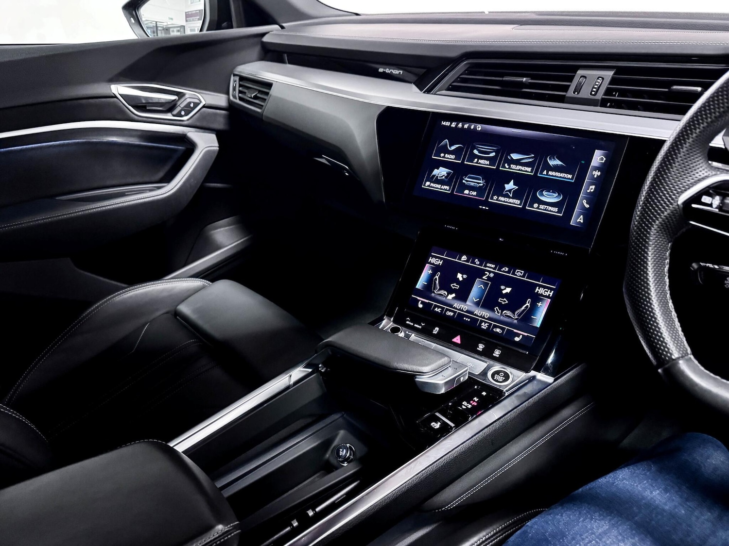 Used Audi e-tron 2023 for sale - 77291773: Photo 29