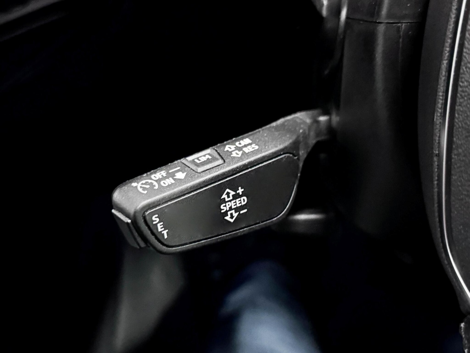 Used Audi e-tron 2023 for sale - 77291773: Photo 37