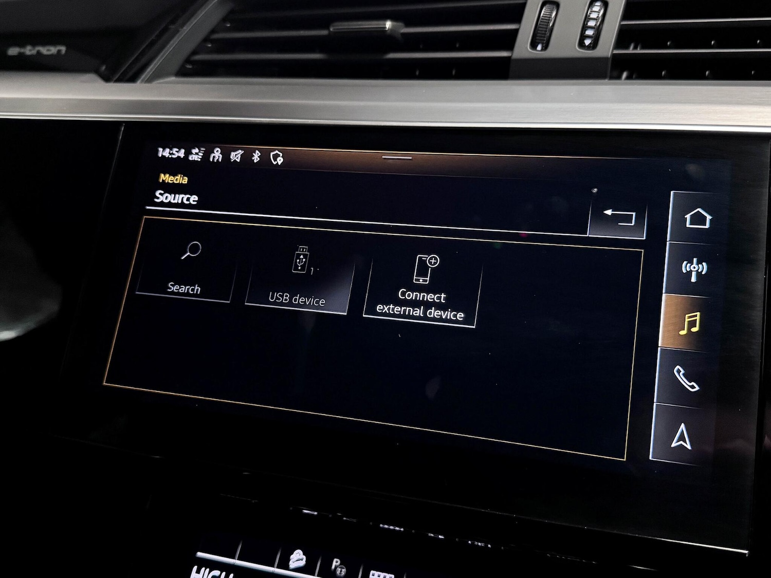 Used Audi e-tron 2023 for sale - 77291773: Photo 44