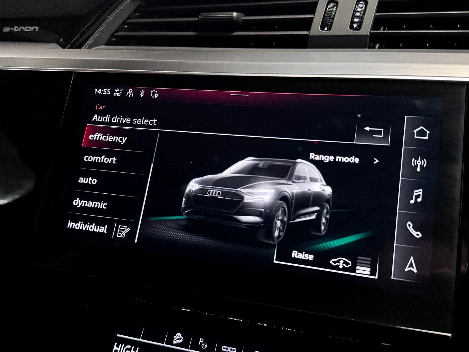 Used Audi e-tron 2023 for sale - 77291773: Photo 51