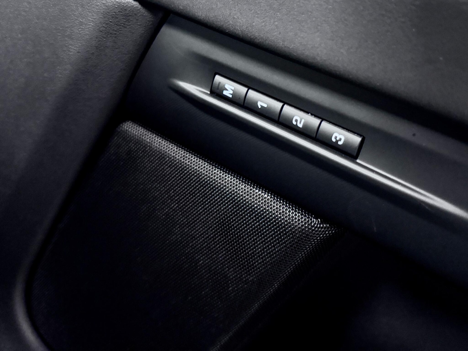 Used Land Rover Range Rover Evoque 2024 for sale - 77646452: Photo 18