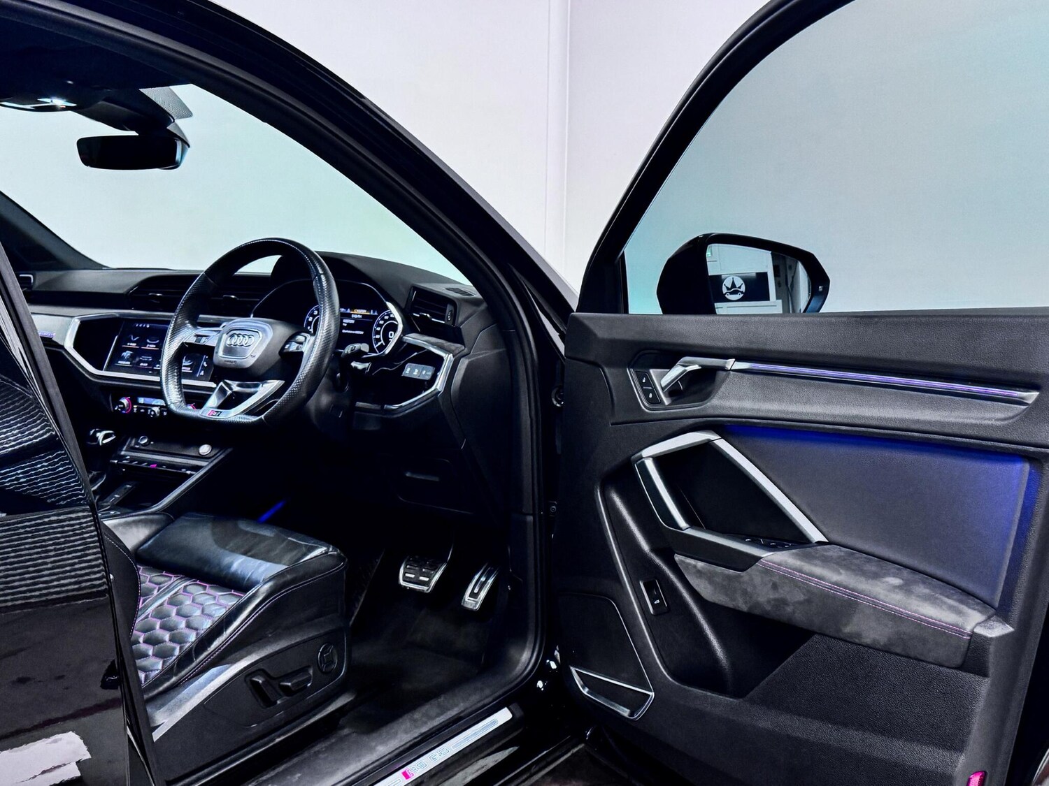 Used Audi RS Q3 2020 for sale - 77994426: Photo 14