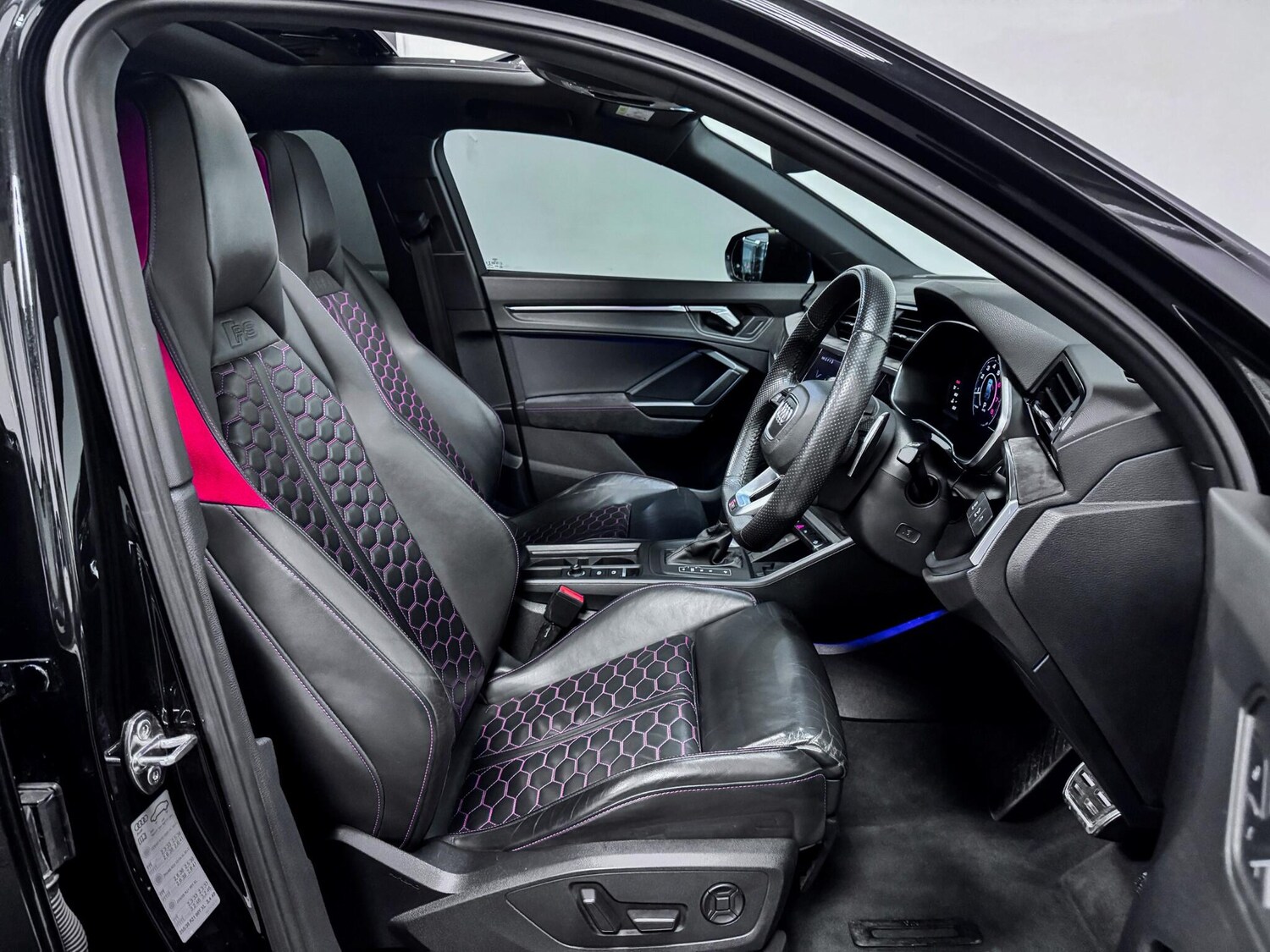 Used Audi RS Q3 2020 for sale - 77994426: Photo 23