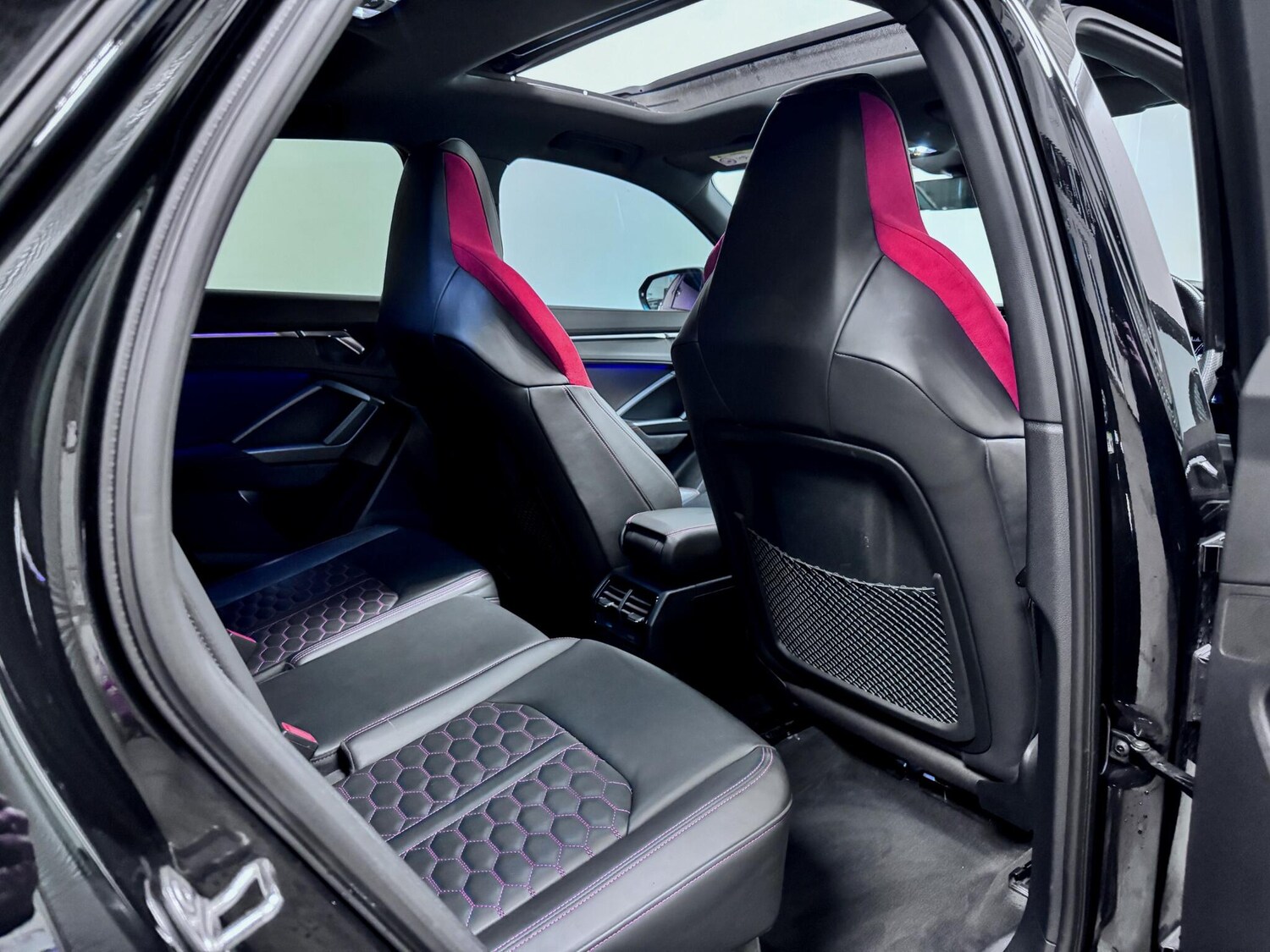 Used Audi RS Q3 2020 for sale - 77994426: Photo 27