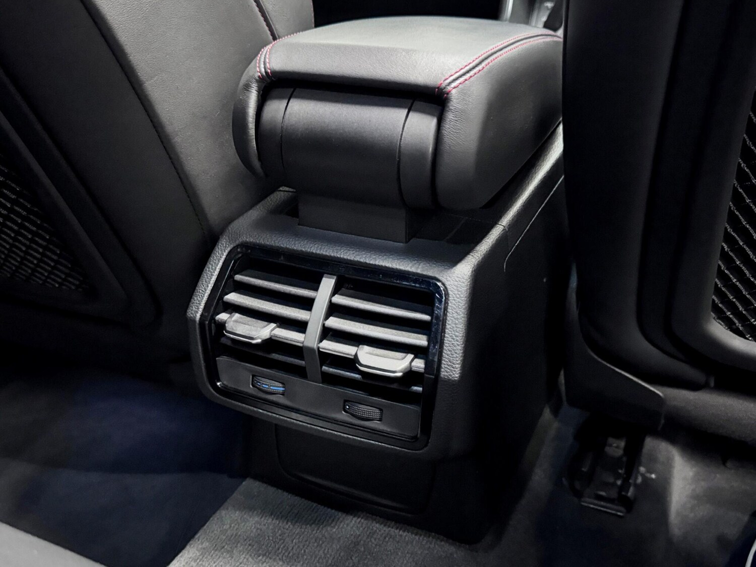 Used Audi RS Q3 2020 for sale - 77994426: Photo 28