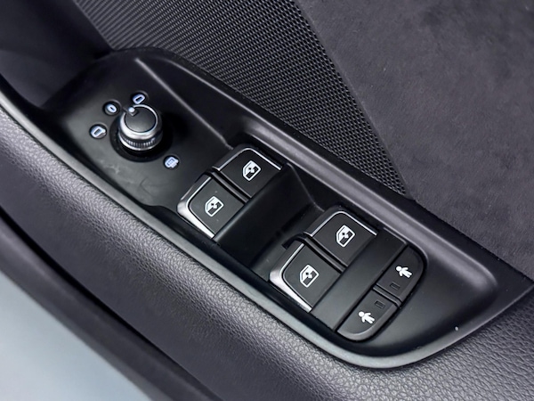 Used Audi RS3 2017 for sale - 76151336: Photo 16