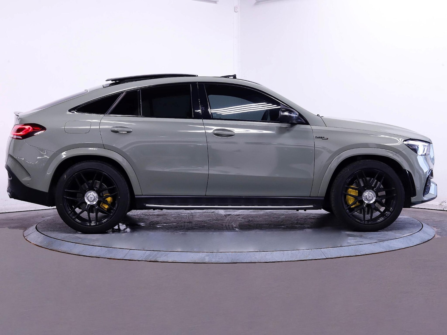 Used Mercedes-Benz GLE 2023 for sale - 76926507: Photo 8