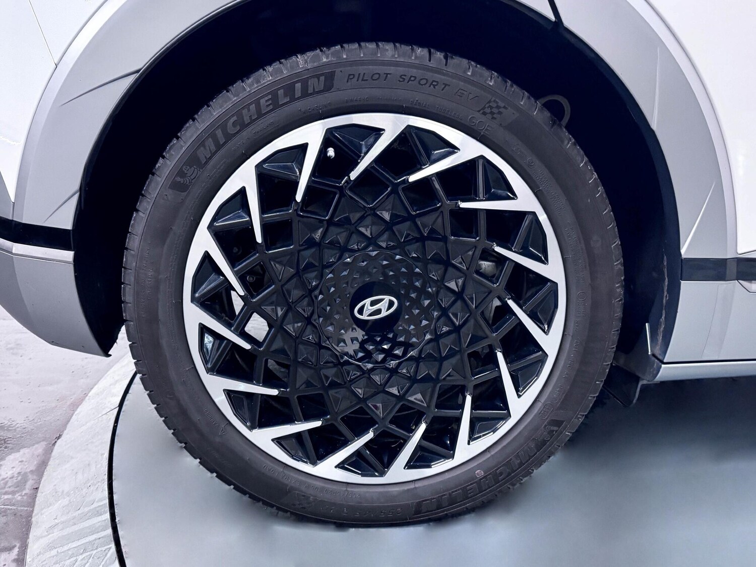 Used Hyundai IONIQ 5 2023 for sale - 76538226: Photo 56