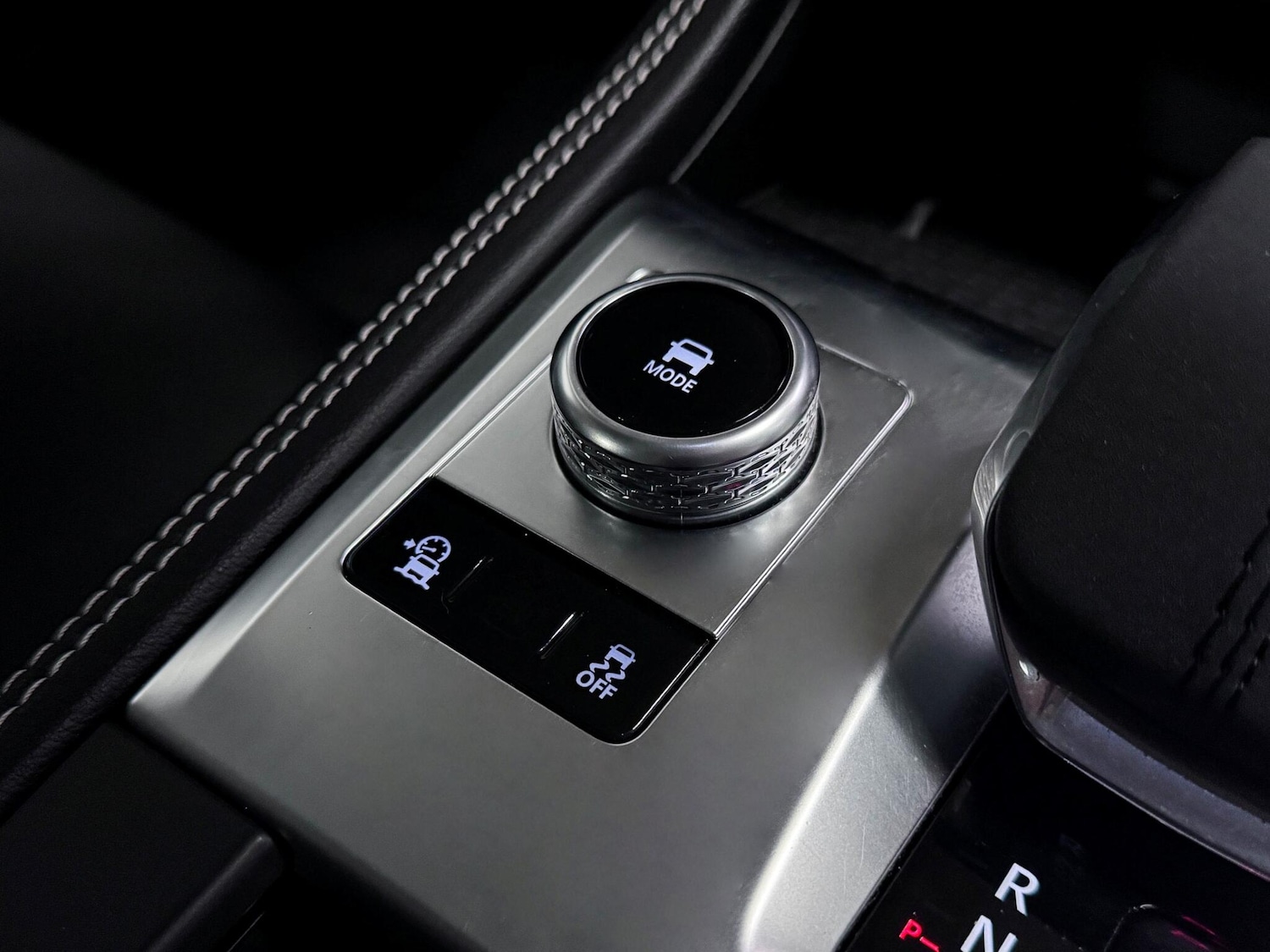 Used Jaguar F-Pace 2023 for sale - 76925983: Photo 32