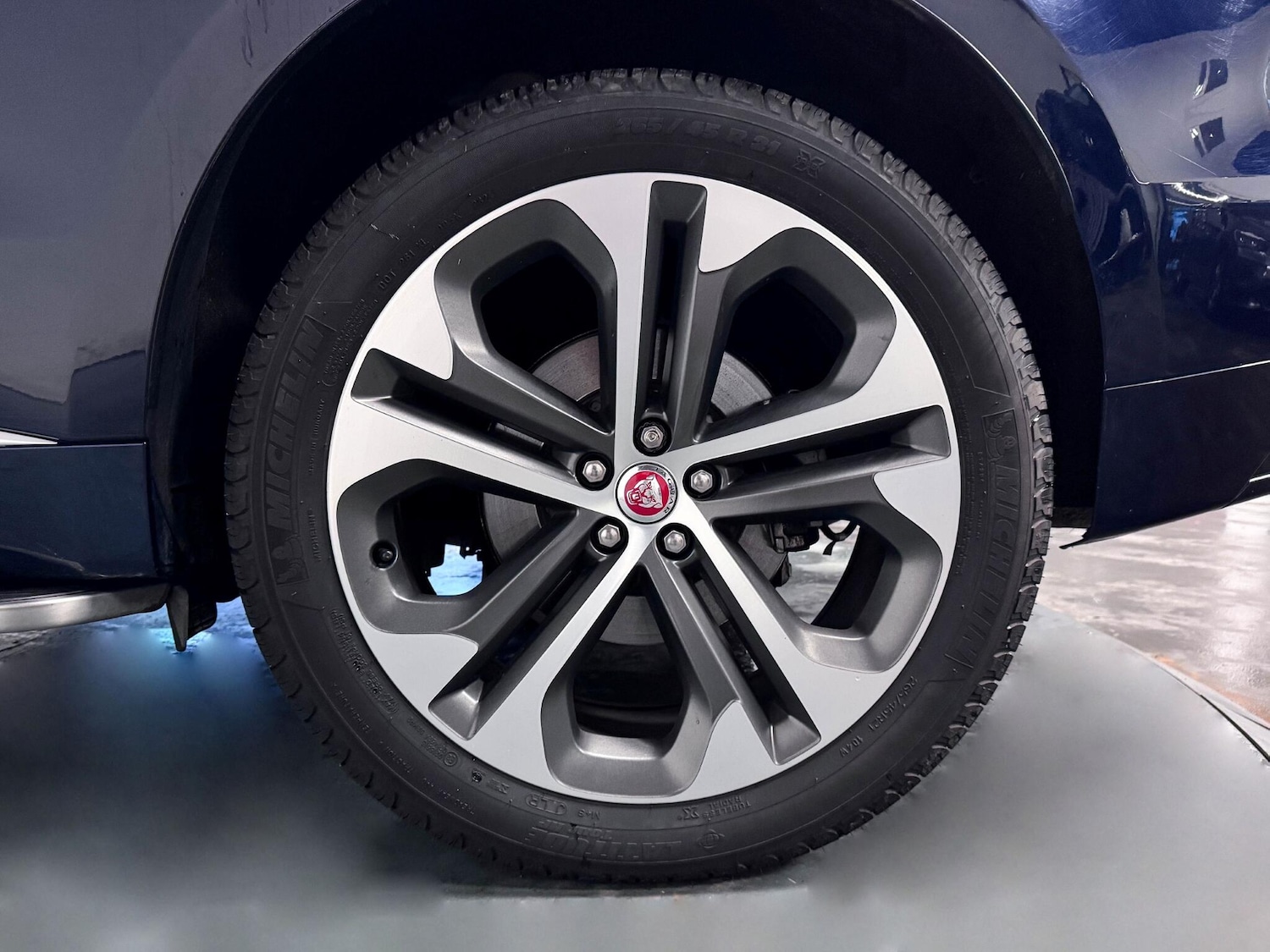 Used Jaguar F-Pace 2023 for sale - 76925983: Photo 58