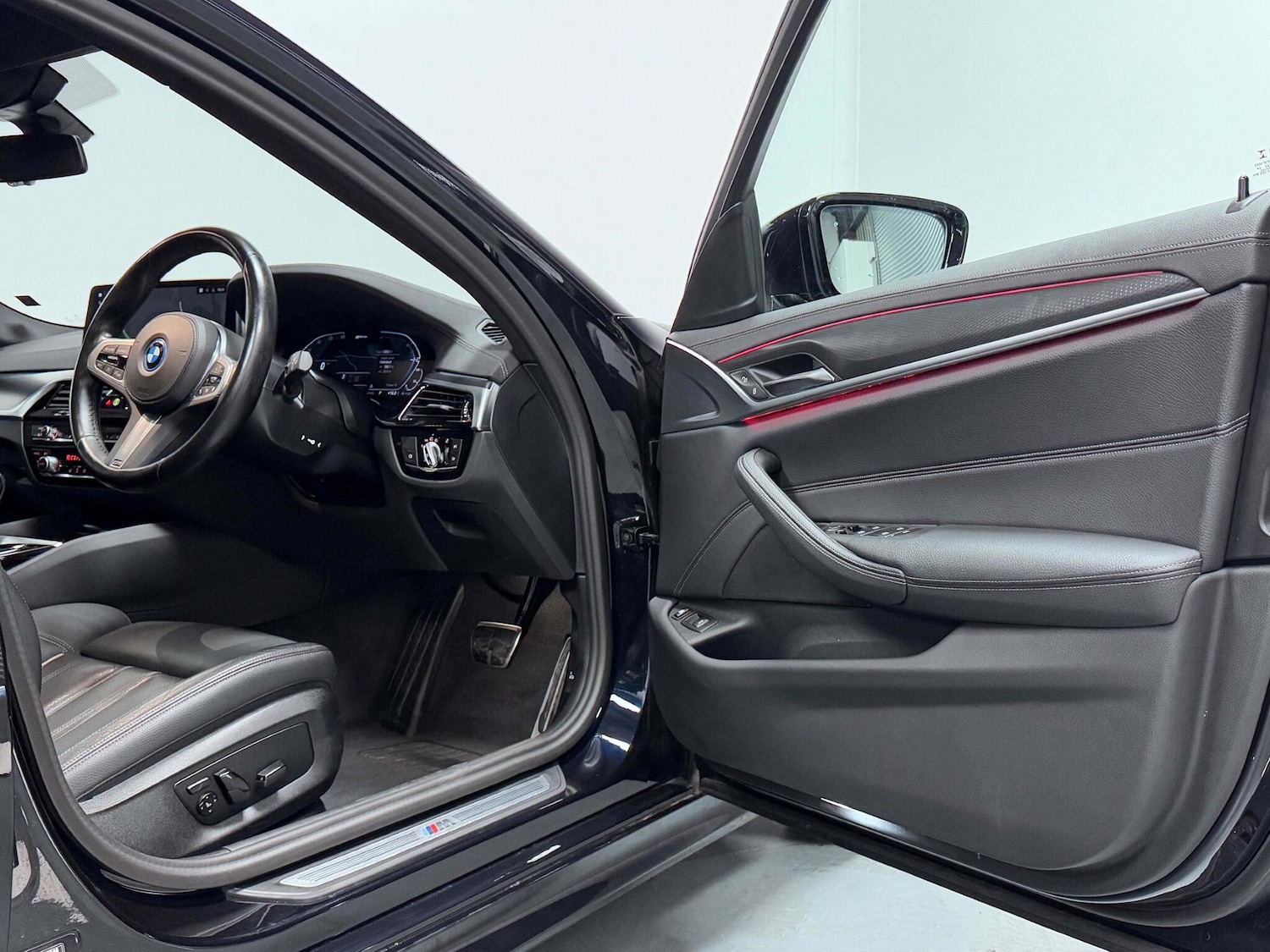 Used BMW 5 Series 2023 for sale - 75839104: Photo 16