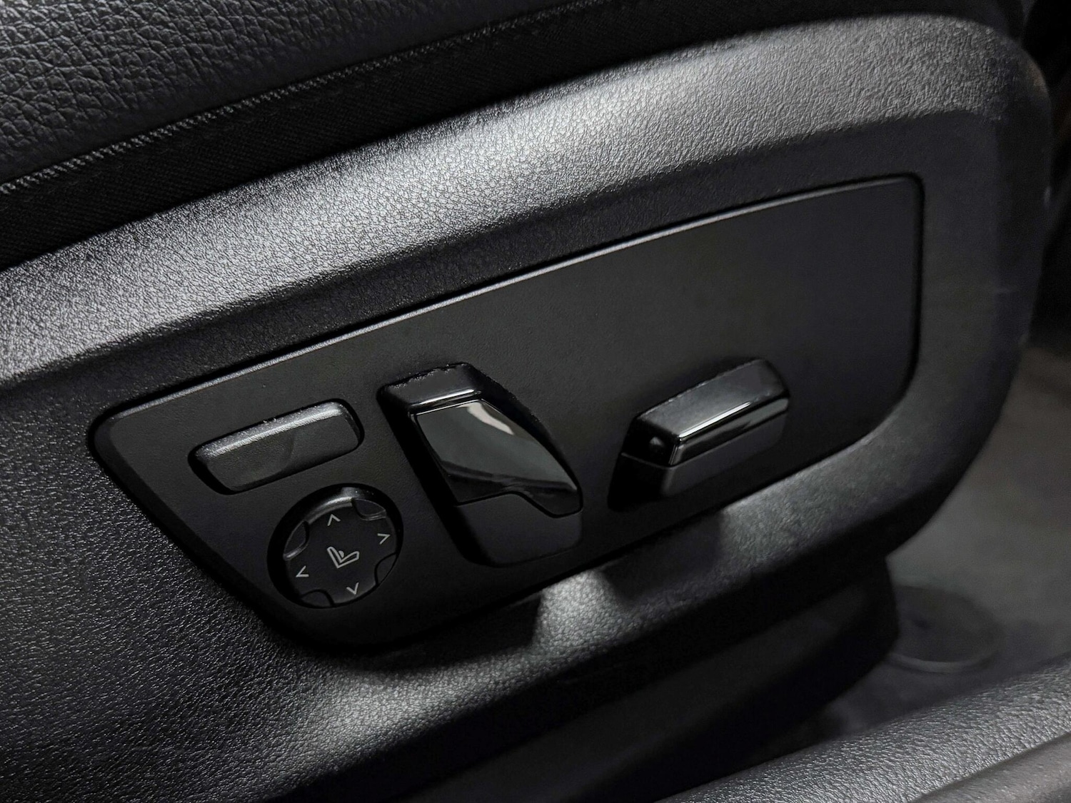 Used BMW 5 Series 2023 for sale - 75839104: Photo 22