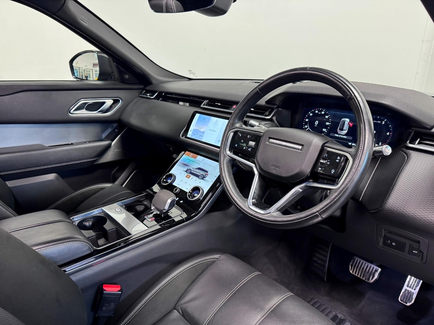 Used Land Rover Range Rover Velar 2021 for sale - 76865989: Photo 21