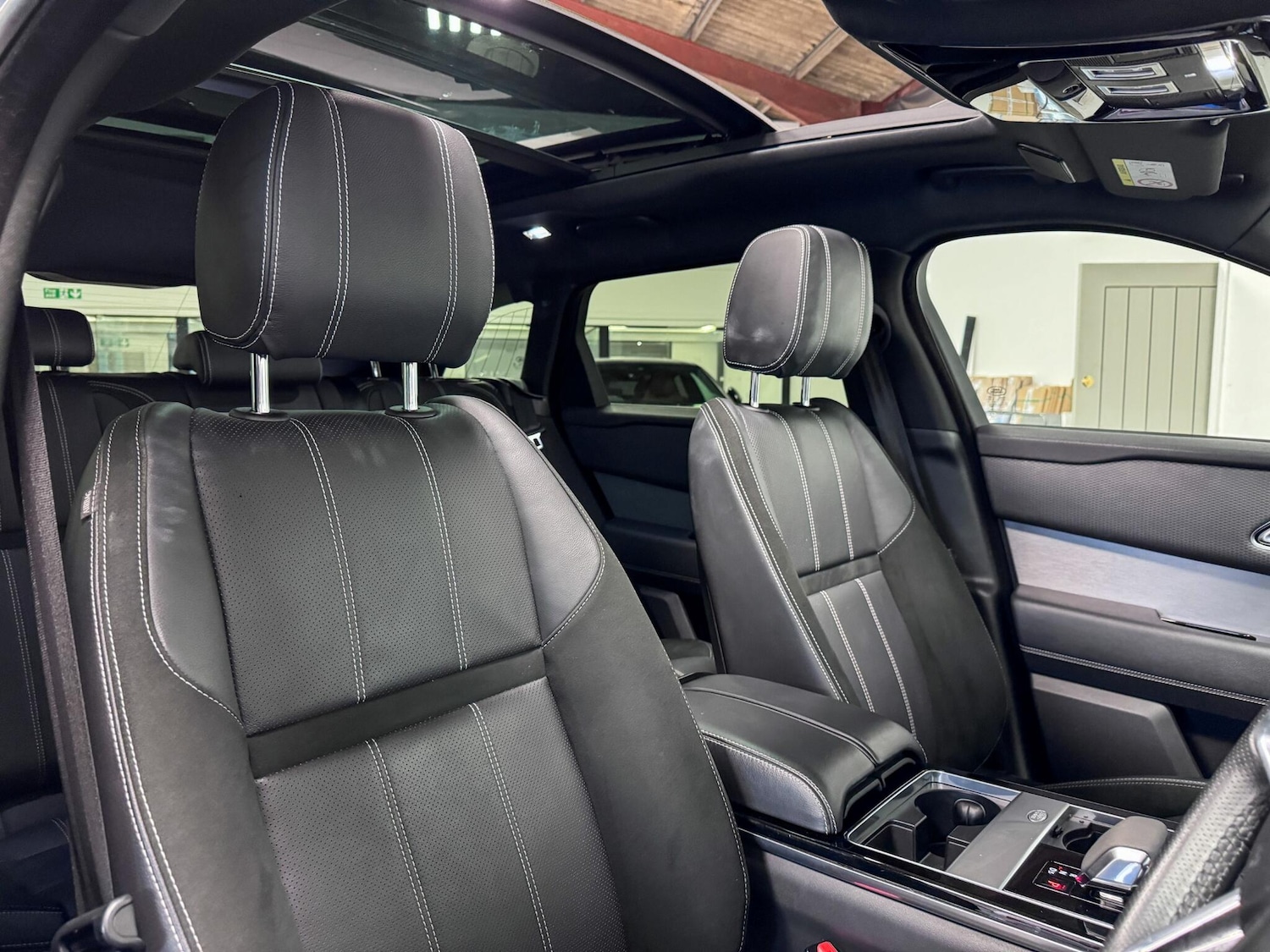 Used Land Rover Range Rover Velar 2021 for sale - 76865989: Photo 23