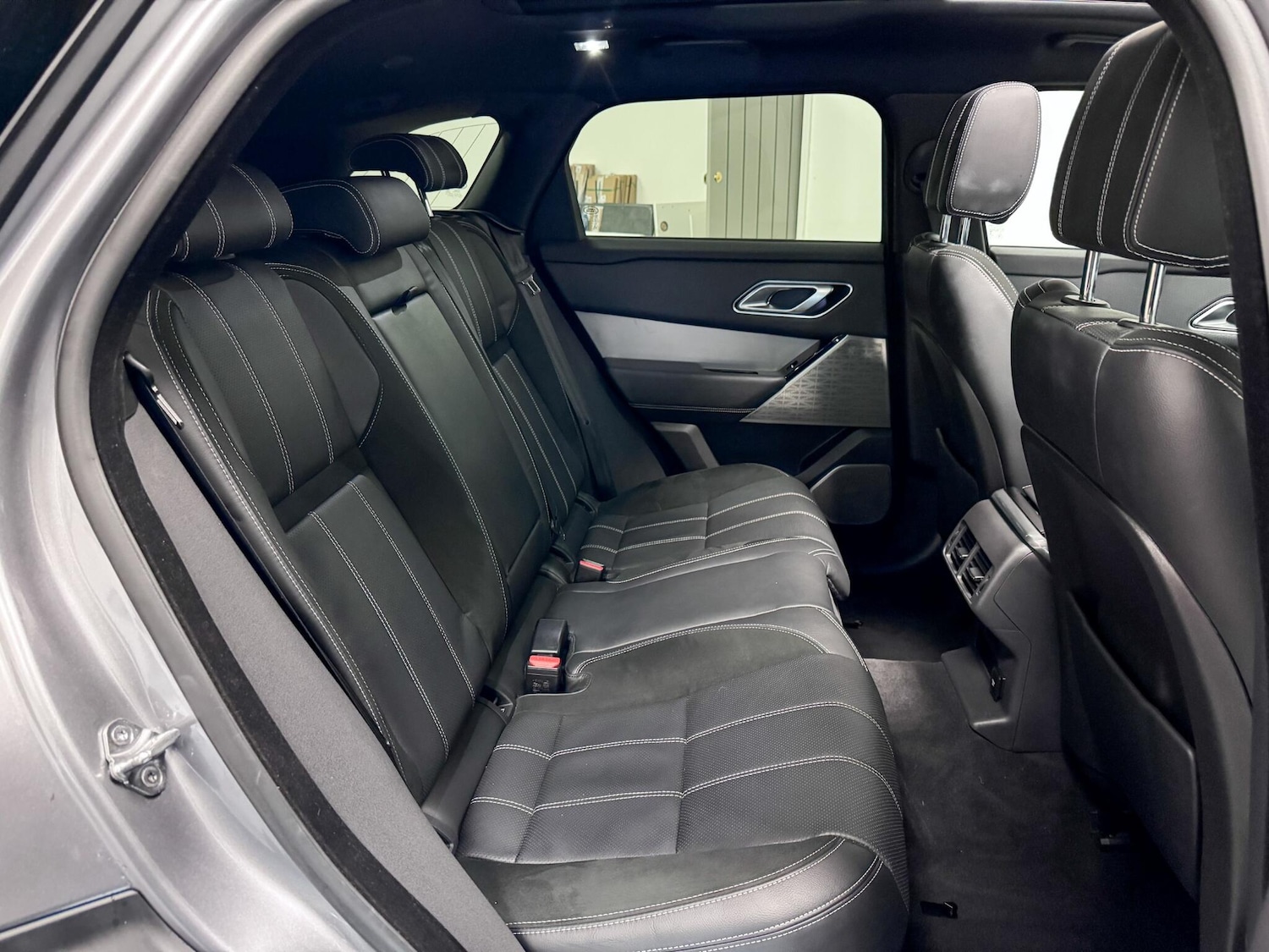 Used Land Rover Range Rover Velar 2021 for sale - 76865989: Photo 24