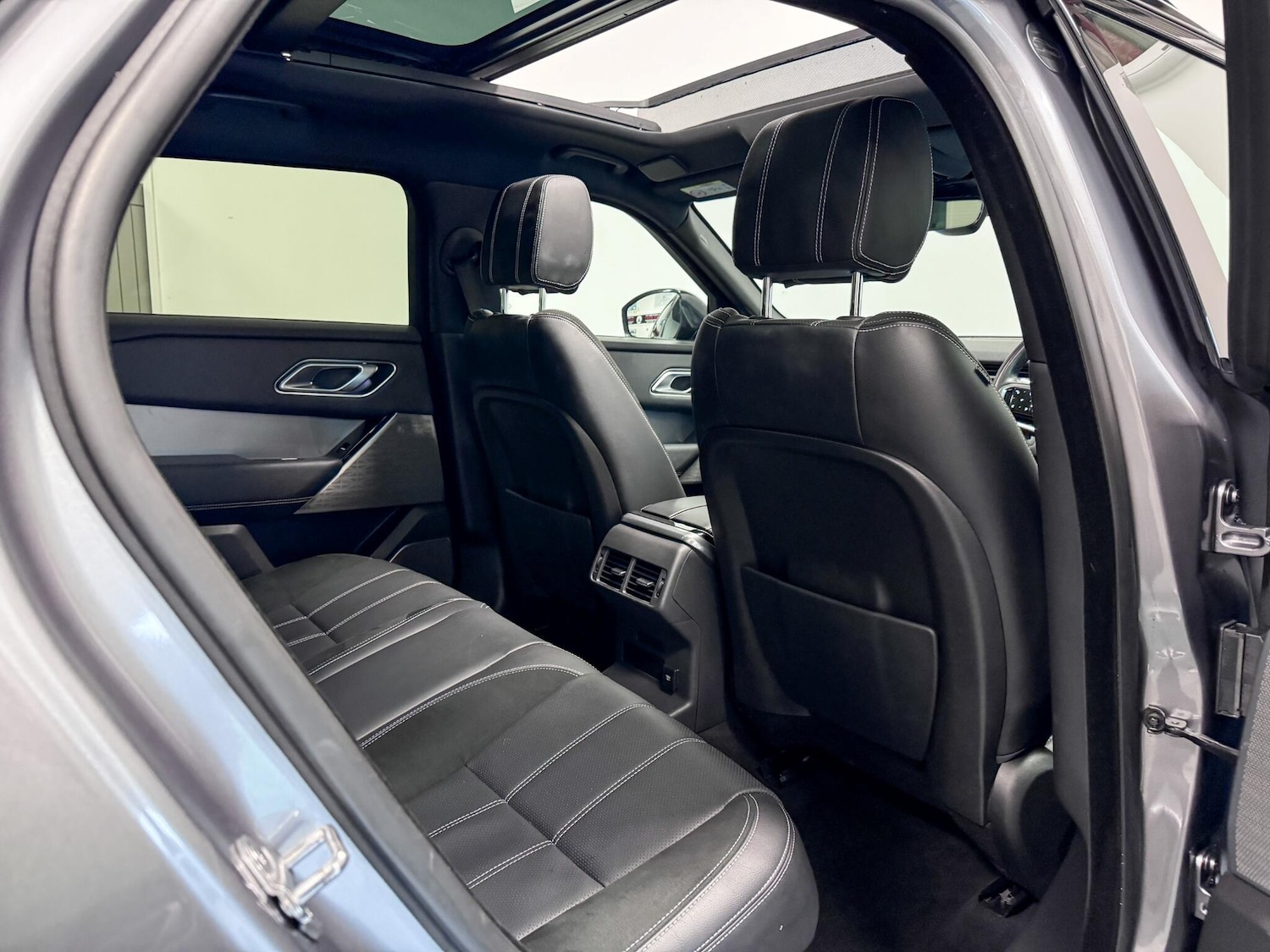 Used Land Rover Range Rover Velar 2021 for sale - 76865989: Photo 26